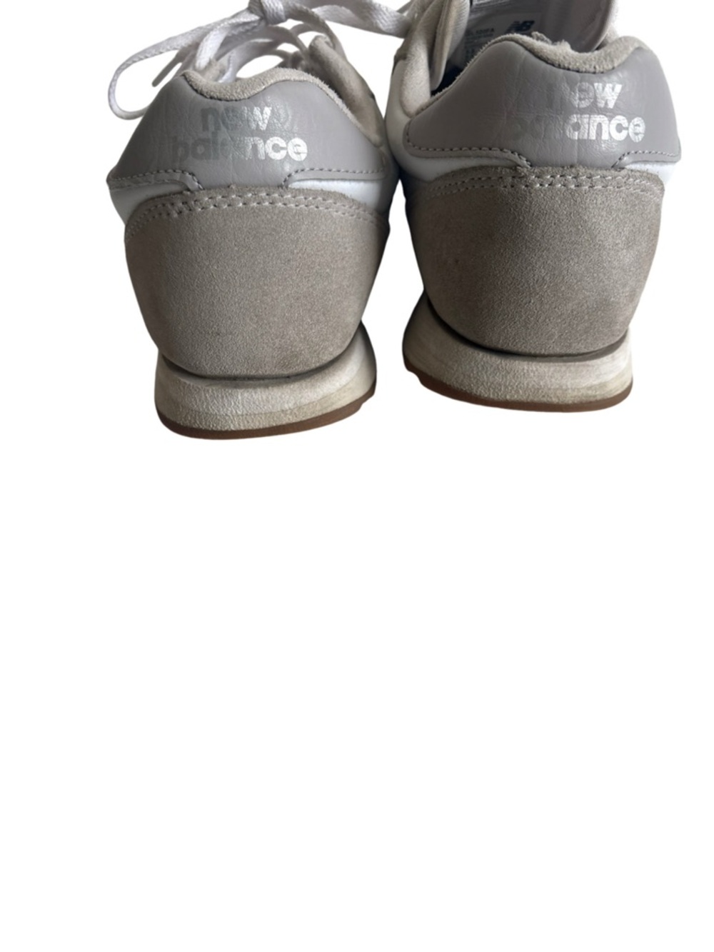 New Balance 520 Sneakers Gray White Suede Running Shoes Womens 8.5 - Picture 7 of 9